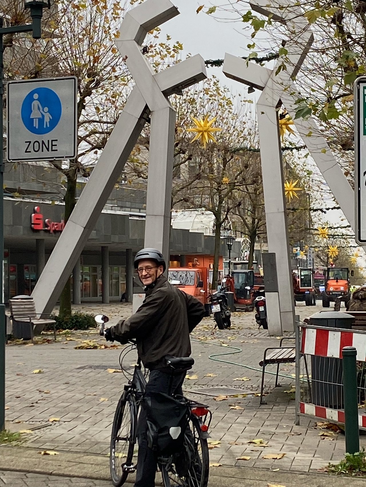 Alleestraße, Fußgängerzone, Radfahrer, Frank vom Scheidt